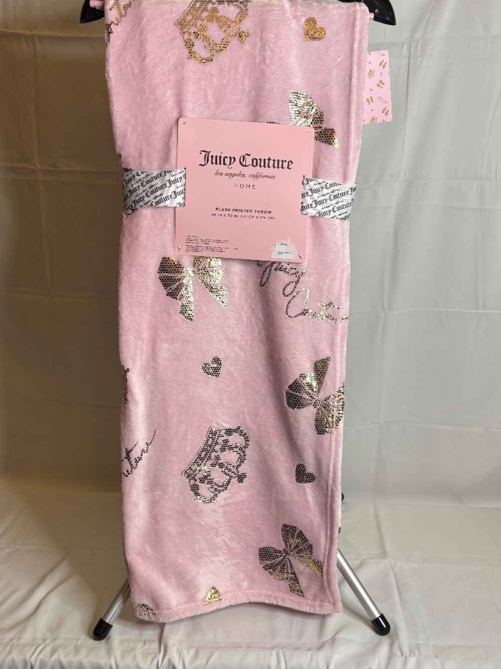 Juicy Couture Home Pink Soft Plush Throw Blanket 50x70 Gold Logo/Bow/Crowns NEW